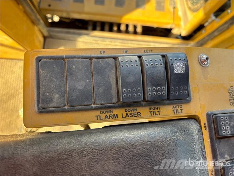 Hydramaxx 2520 4x4 Trencher Trancheuse