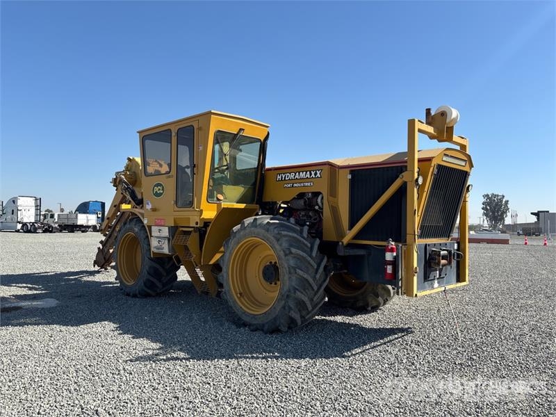 Hydramaxx 2520 4x4 Trencher Trancheuse