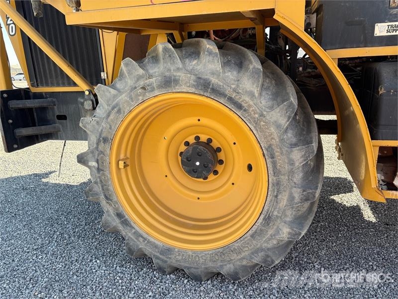 Hydramaxx 2520 4x4 Trencher Trancheuse