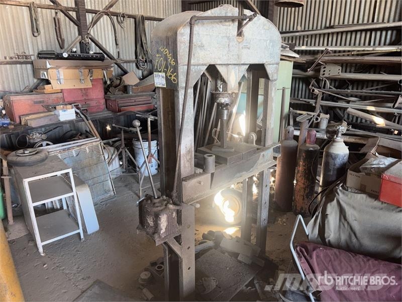 Hydraulic Drill Press w/Fan 건설 장비 - 기타