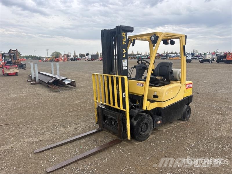 Hyster 4750 lb Cushion Tire Forklift 其他叉车