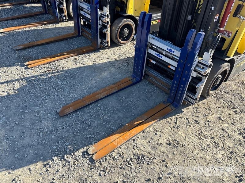 Hyster E50XN-33 3750 lb Electric Forklift Electric forklifts