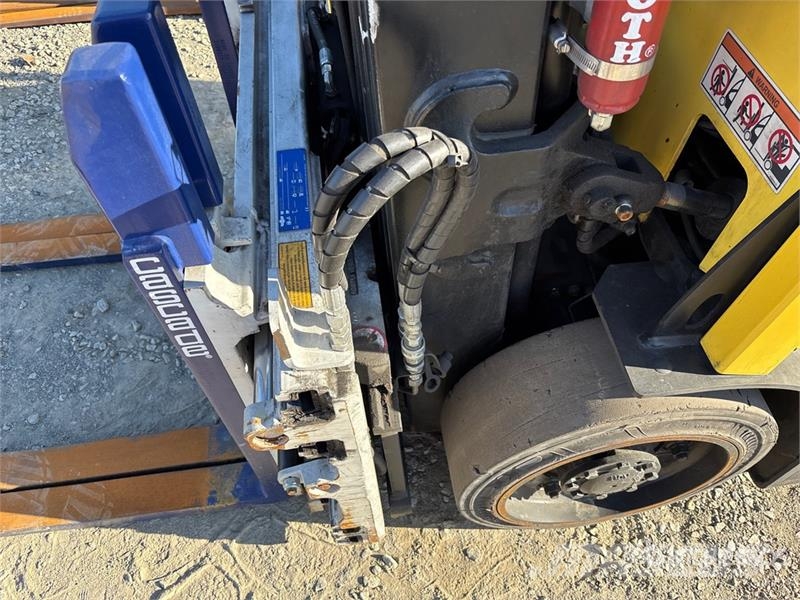 Hyster E50XN-33 3750 lb Electric Forklift Electric forklifts