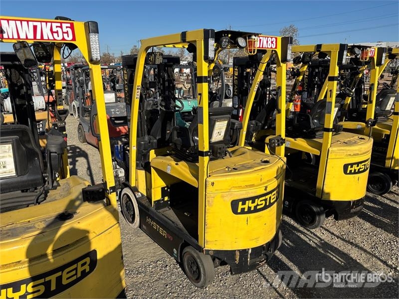 Hyster E50XN-33 5000 lb Electric Forklift Electric forklifts