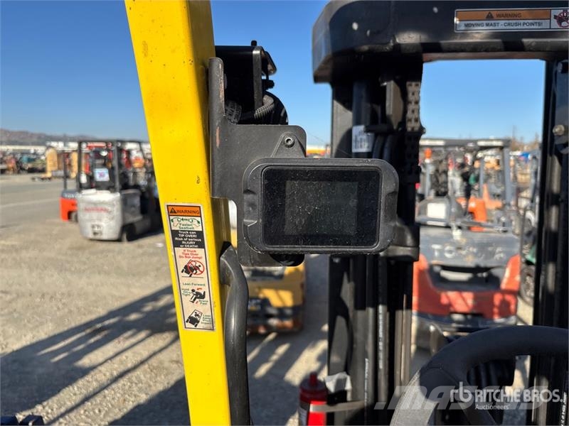 Hyster E50XN-33 5000 lb Electric Forklift Electric forklifts