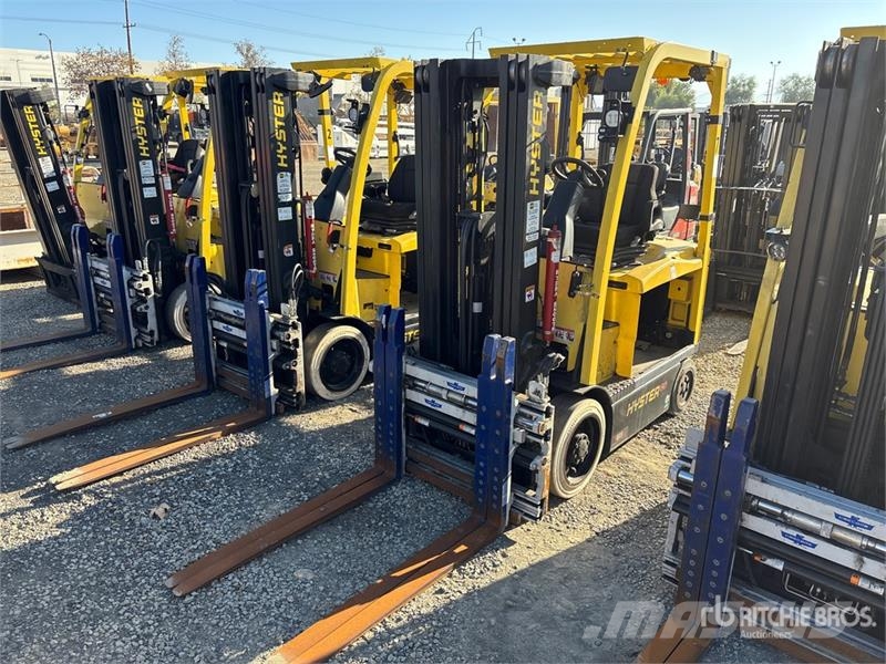 Hyster E50XN-33 5000 lb Electric Forklift Electric forklifts