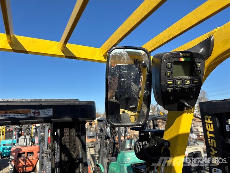 Hyster E50XN-33 5000 lb Electric Forklift Electric forklifts