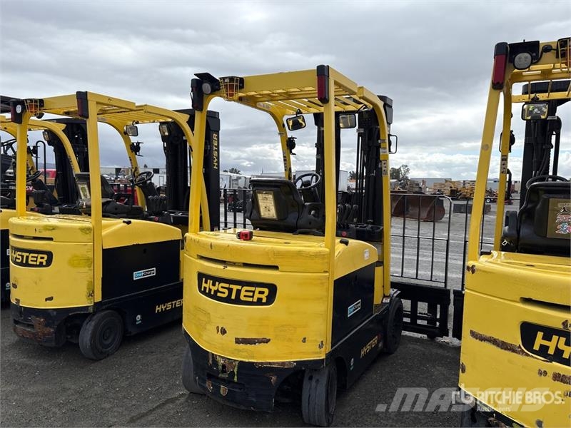 Hyster E80XN 6100 lb Electric Forklift Electric forklifts