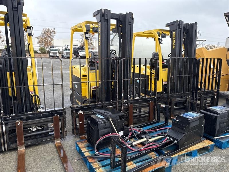 Hyster E80XN 6100 lb Electric Forklift شاحنات ذات رافعات شوكية تعمل بالكهرباء