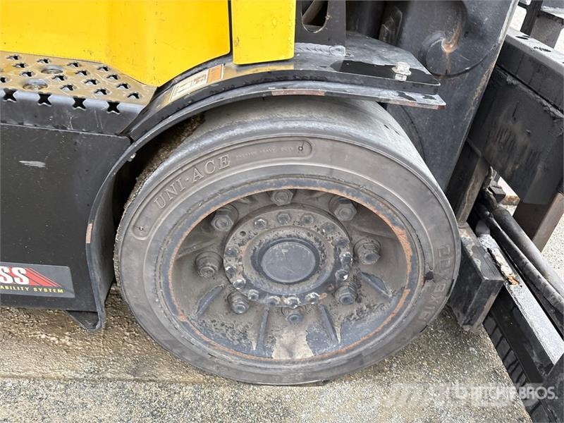 Hyster E80XN 6100 lb Electric Forklift شاحنات ذات رافعات شوكية تعمل بالكهرباء