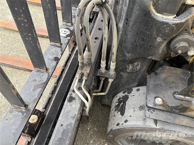 Hyster E80XN 6100 lb Electric Forklift شاحنات ذات رافعات شوكية تعمل بالكهرباء
