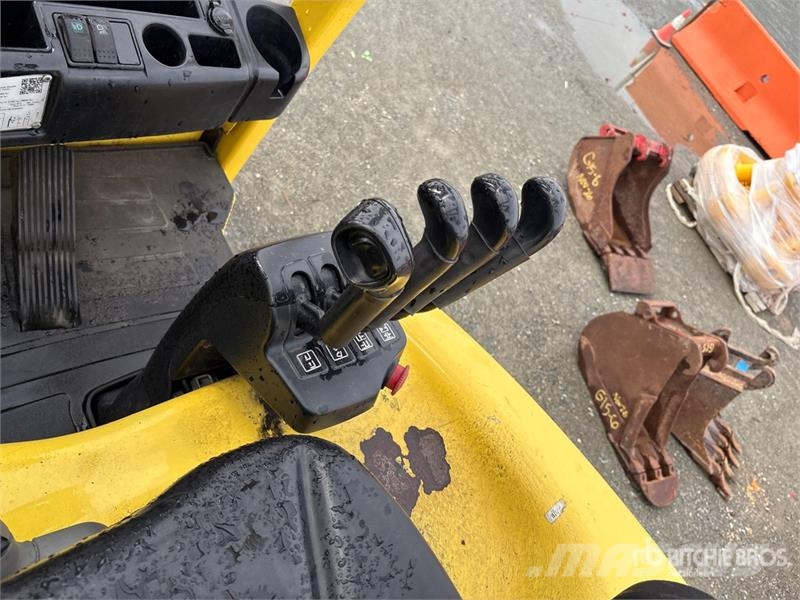 Hyster E80XN 6100 lb Electric Forklift شاحنات ذات رافعات شوكية تعمل بالكهرباء