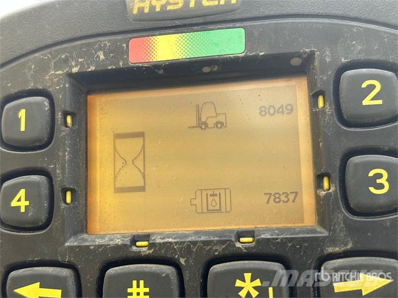 Hyster E80XN 6500 lb Electric Forklift Electric forklifts