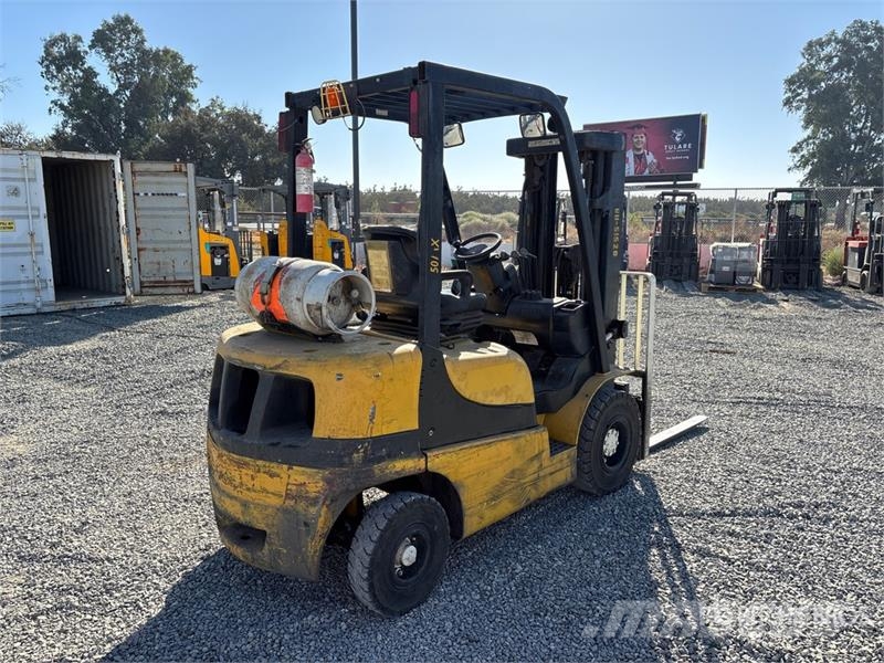 Hyster GLP050 4600 lb Cushion Tire Forklift Інше