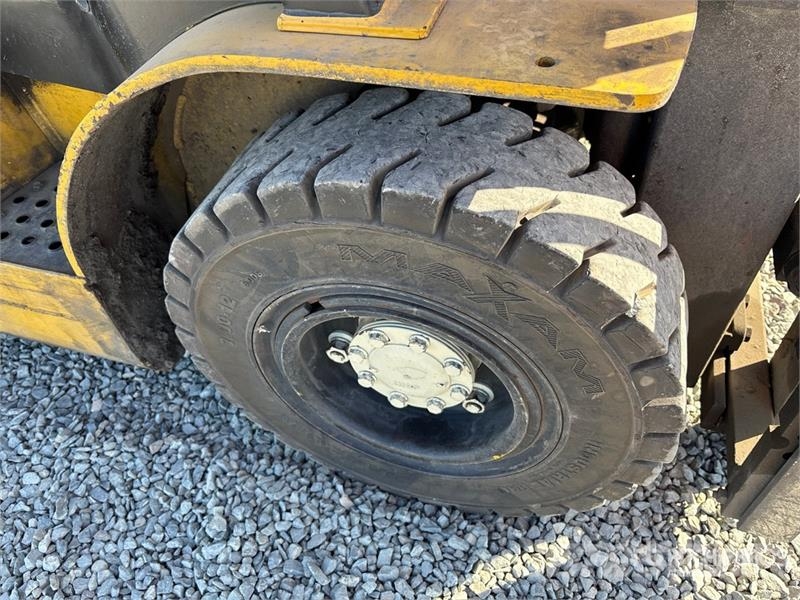 Hyster GLP050 4600 lb Cushion Tire Forklift Інше