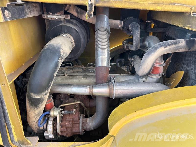 Hyster H190HD 18200 lb 4x2 Rough Terrain Forklift Terrenggående gaffeltruck
