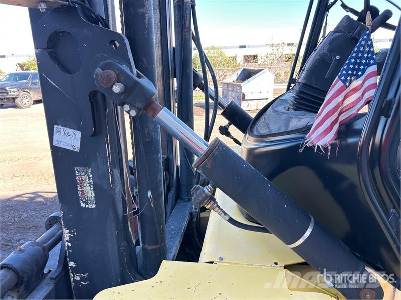 Hyster H190HD 18200 lb 4x2 Rough Terrain Forklift Terrenggående gaffeltruck