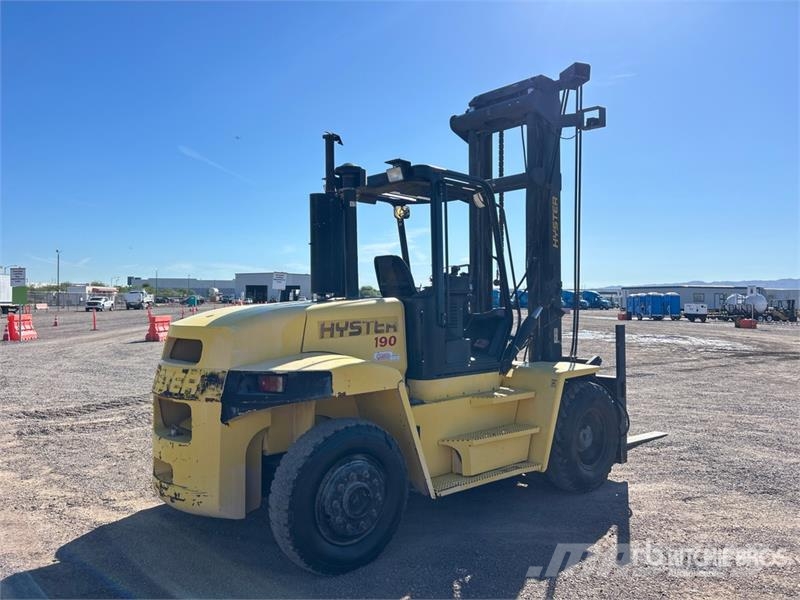 Hyster H190HD 18200 lb 4x2 Rough Terrain Forklift Terrenggående gaffeltruck