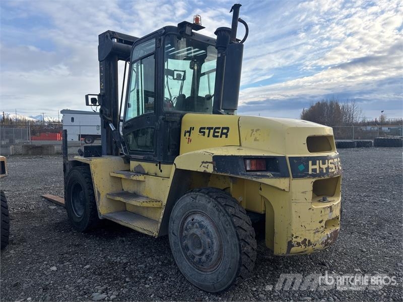 Hyster H210HD 18400 lb Pneumatic Tire Forklift 其他叉车