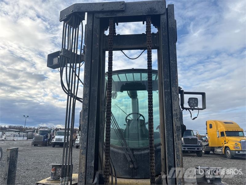 Hyster H210HD 18400 lb Pneumatic Tire Forklift 其他叉车