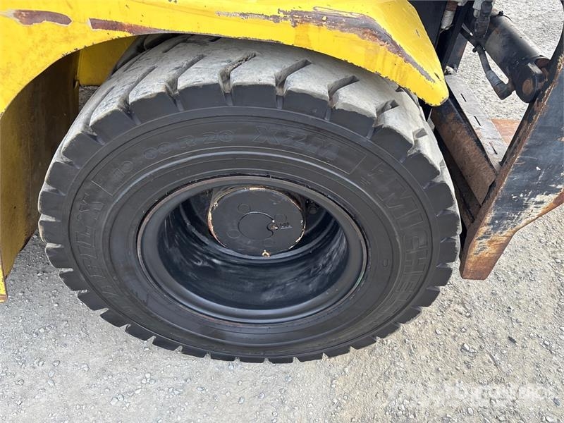 Hyster H210XD 20600 lb Cushion Tire Forklift Другие складские механизмы