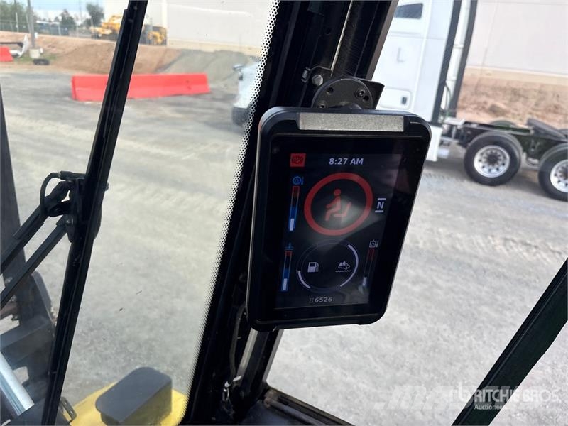 Hyster H210XD 20600 lb Cushion Tire Forklift Другие складские механизмы