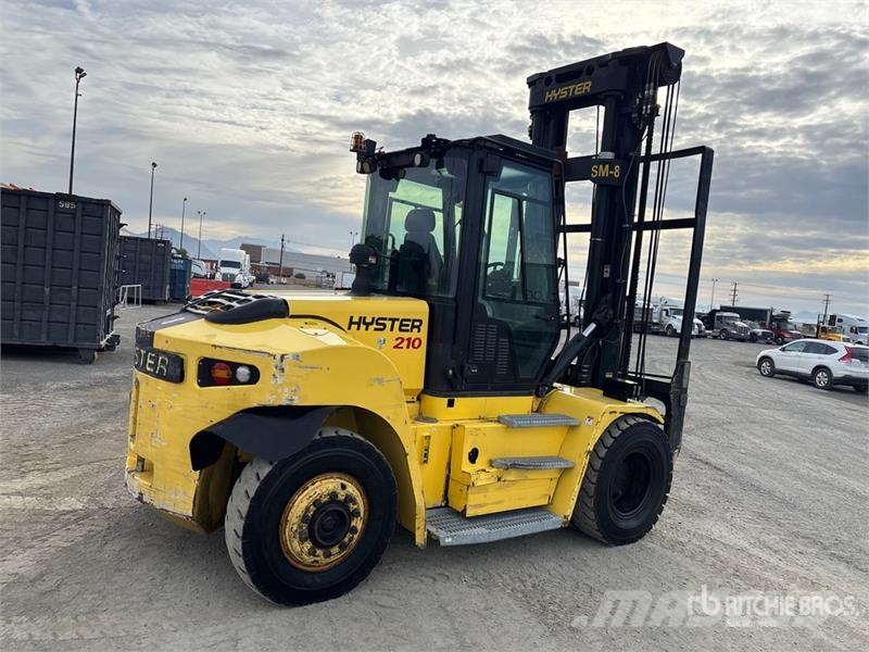 Hyster H210XD 20600 lb Cushion Tire Forklift Другие складские механизмы