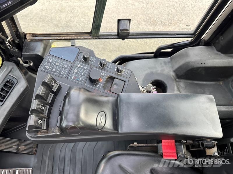 Hyster H210XD 20600 lb Cushion Tire Forklift Другие складские механизмы