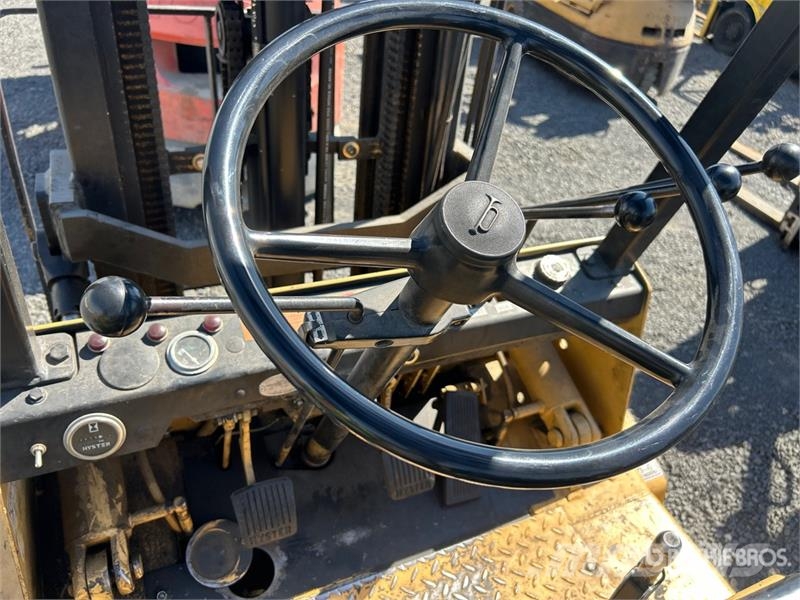 Hyster H40xL 3600 lb Pneumatic Tire Forklift Viličarji - drugo