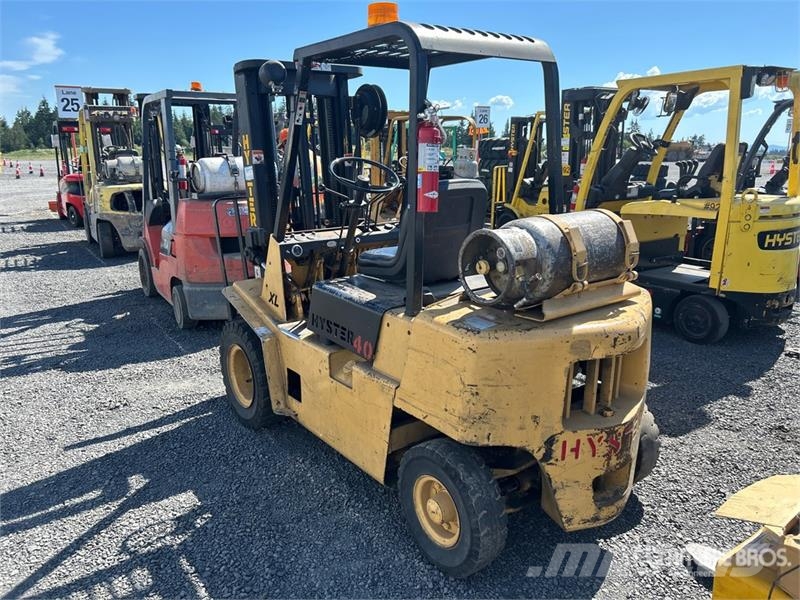 Hyster H40xL 3600 lb Pneumatic Tire Forklift Viličarji - drugo