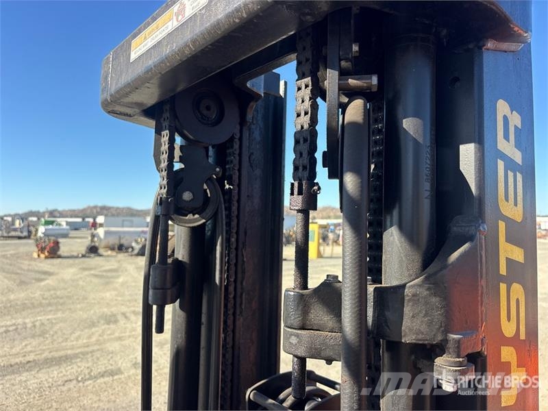 Hyster H50FT 4750 lb Pneumatic Tire Forklift Gaffeltrucker - Annet