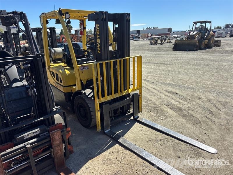 Hyster H50FT 4750 lb Pneumatic Tire Forklift Gaffeltrucker - Annet