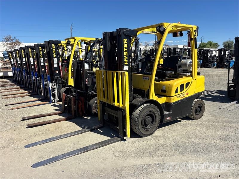 Hyster H50FT 4750 lb Pneumatic Tire Forklift Gaffeltrucker - Annet