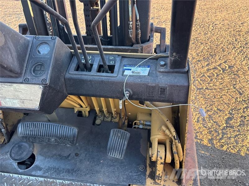 Hyster H50XL 5000 lb Pneumatic Tire Forklift Andere Gabelstapler