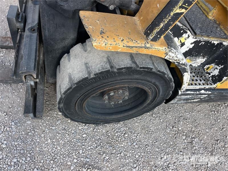 Hyster H50XM 5000 lb Cushion Tire Forklift Gaffeltrucker - Annet