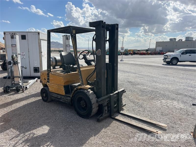 Hyster H50XM 5000 lb Cushion Tire Forklift Gaffeltrucker - Annet