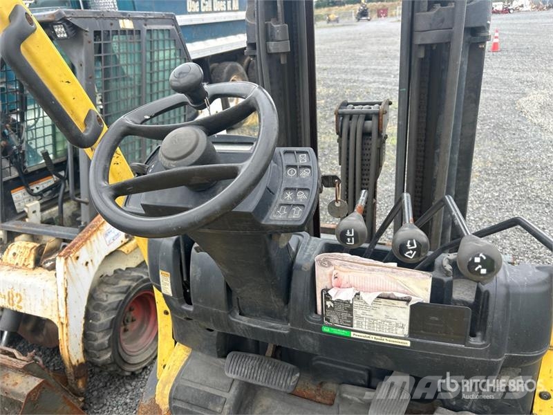 Hyster H7.0FT 4500 lb Forklift Другие складские механизмы