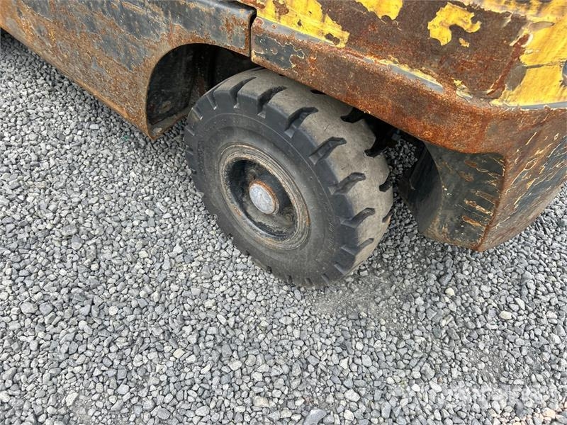 Hyster H7.0FT 4500 lb Forklift Другие складские механизмы