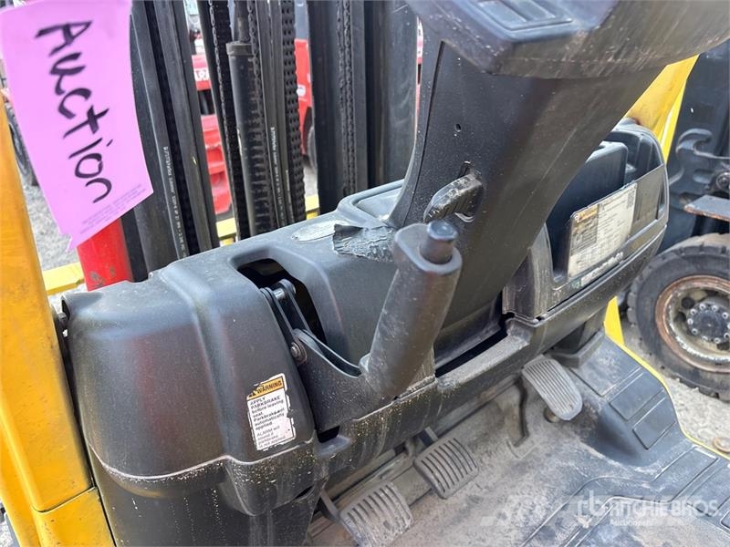 Hyster H7.0FT 6700 lb Cushion Tire Forklift شاحنات ذات رافعات شوكية - أخرى