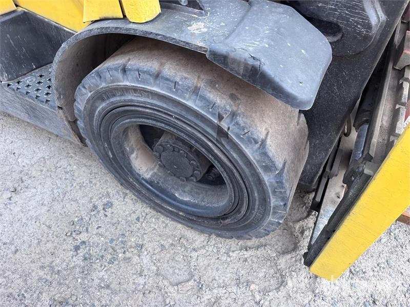 Hyster H7.0FT 6700 lb Cushion Tire Forklift شاحنات ذات رافعات شوكية - أخرى