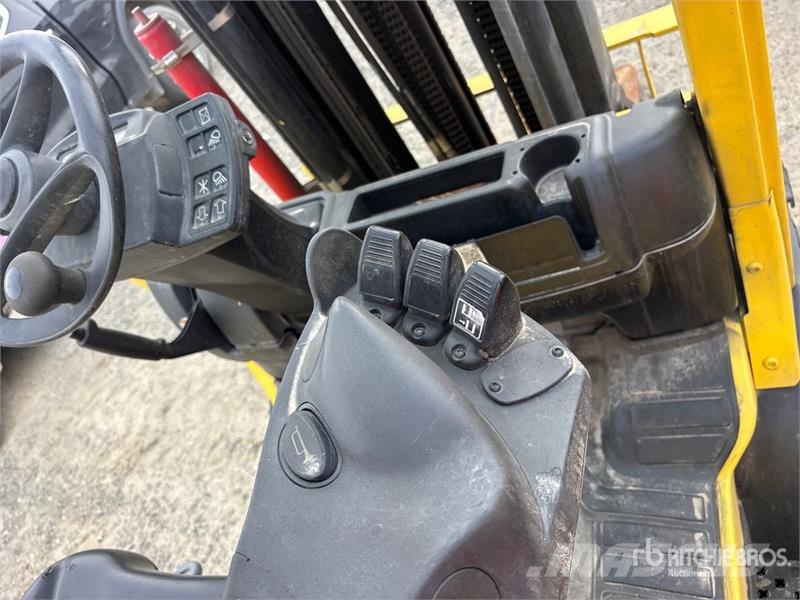 Hyster H7.0FT 6700 lb Cushion Tire Forklift شاحنات ذات رافعات شوكية - أخرى