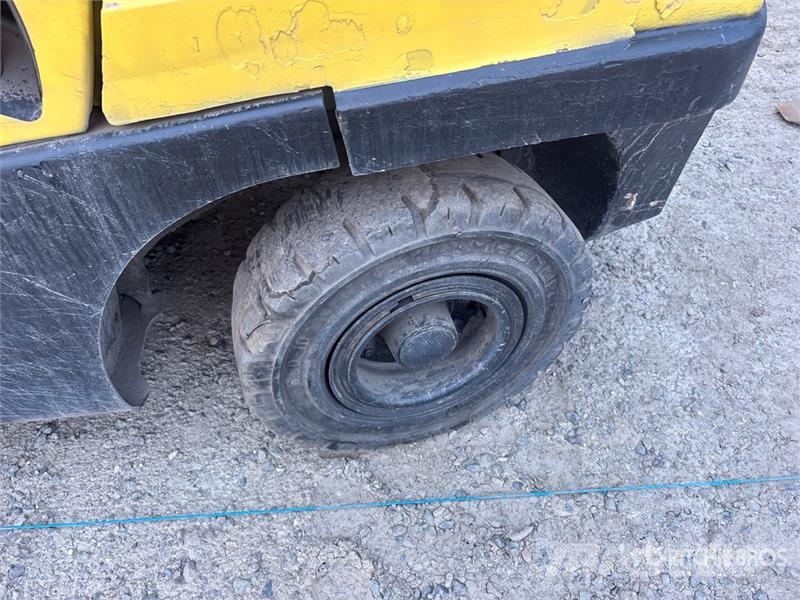 Hyster H7.0FT 6700 lb Cushion Tire Forklift شاحنات ذات رافعات شوكية - أخرى