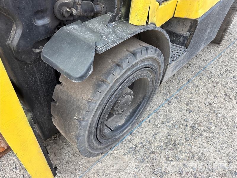 Hyster H7.0FT 6700 lb Cushion Tire Forklift شاحنات ذات رافعات شوكية - أخرى