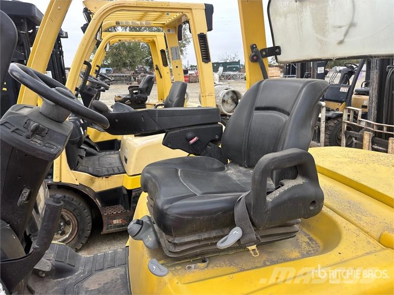 Hyster H70FT 6700 lb Pneumatic Tire Forklift 그 외 지게차