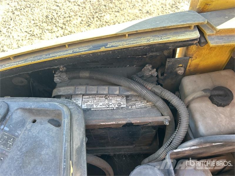 Hyster H80 XE 7750 lb Forklift (Inoperable) Інше