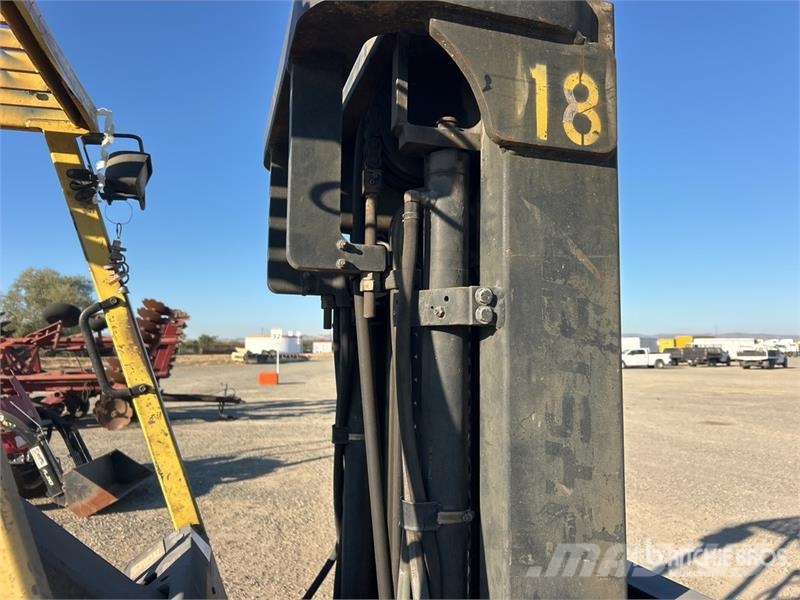 Hyster H80 XE 7750 lb Forklift (Inoperable) Інше