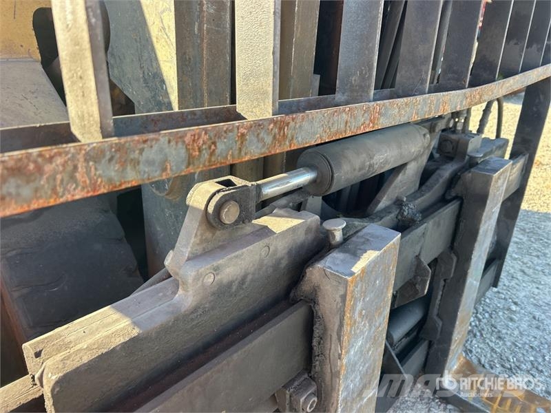 Hyster H80 XE 7750 lb Forklift (Inoperable) Інше