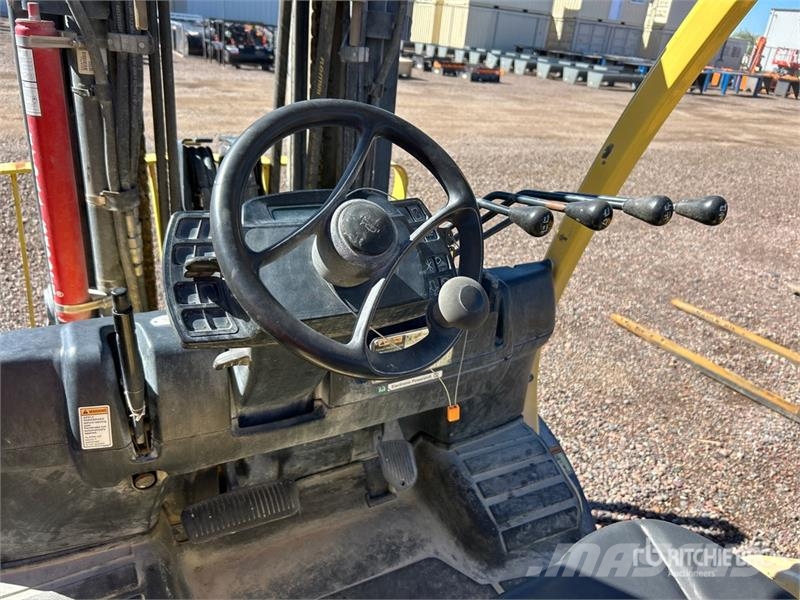 Hyster H90FT 8000 lb Pneumatic Tire Forklift Viličarji - drugo