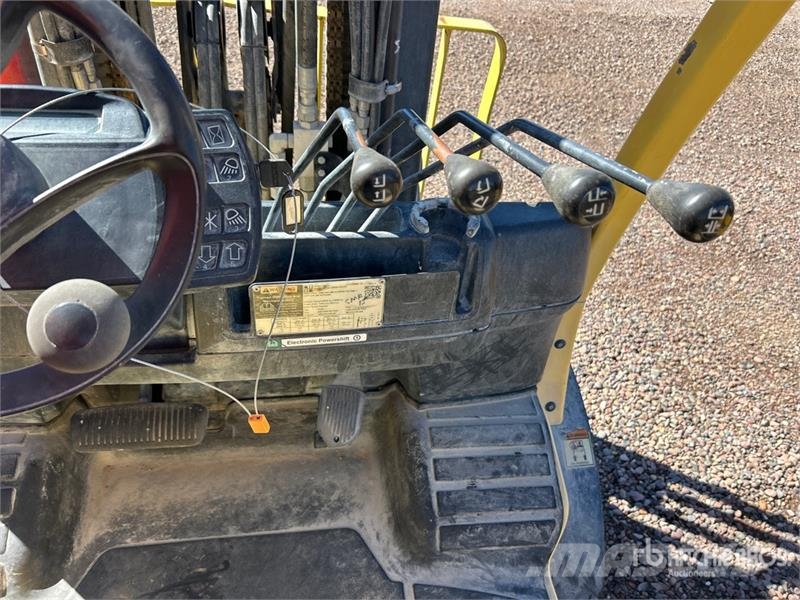 Hyster H90FT 8000 lb Pneumatic Tire Forklift Viličarji - drugo