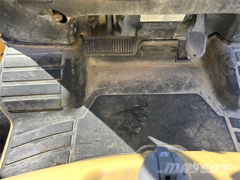 Hyster H90FT 8000 lb Pneumatic Tire Forklift Viličarji - drugo